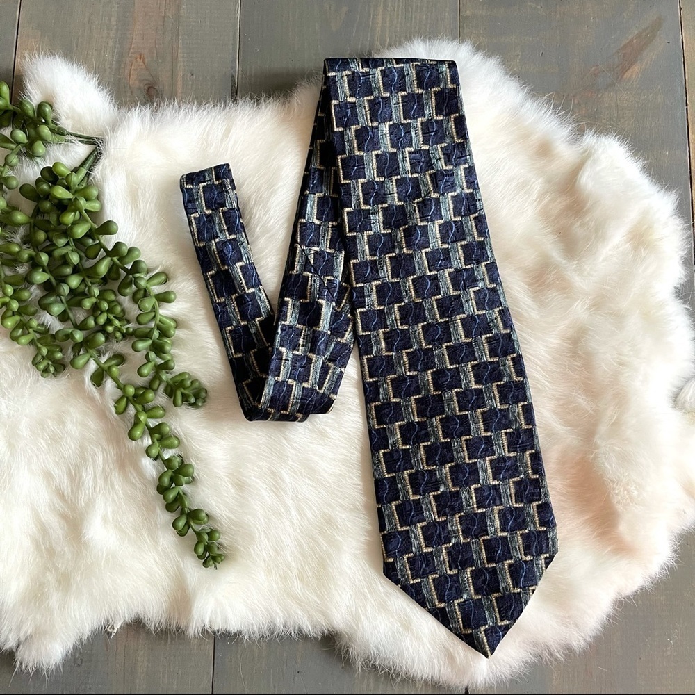 Vintage Barrington Tie Necktie 100% Silk